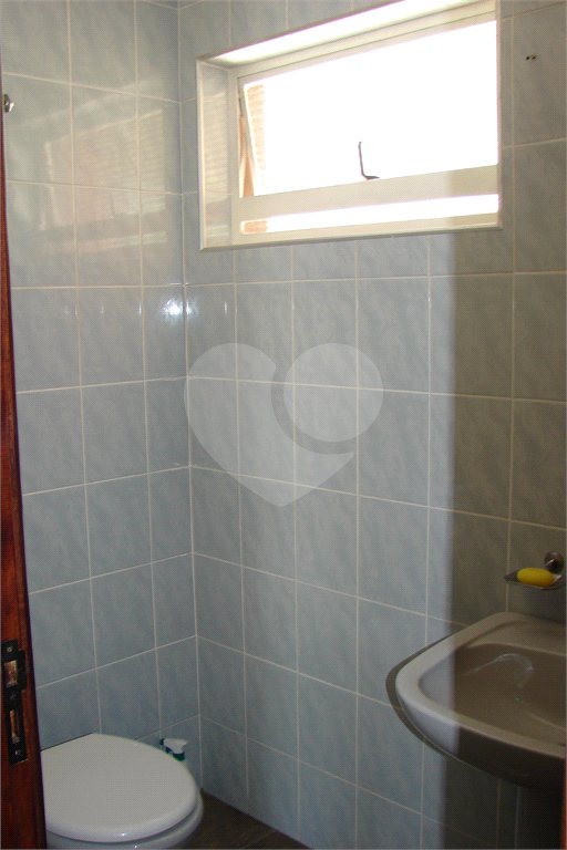 Casa à venda com 3 quartos, sendo 1 suíte, no condomínio Estância Marambaia, Vinhedo - SP