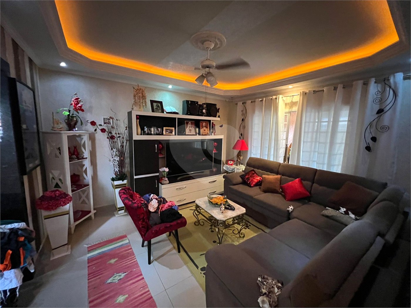 Casa à venda com 3 quartos, sendo 1 suíte, em Jardim Dourado, Guarulhos, SP