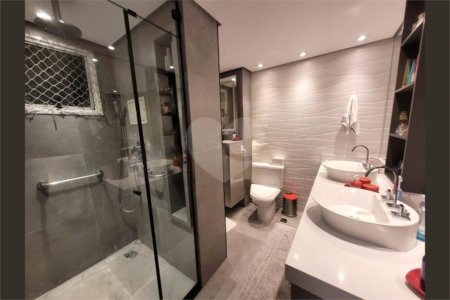 Apartamento à venda com 3 suítes em Cidade São Francisco, São Paulo, SP