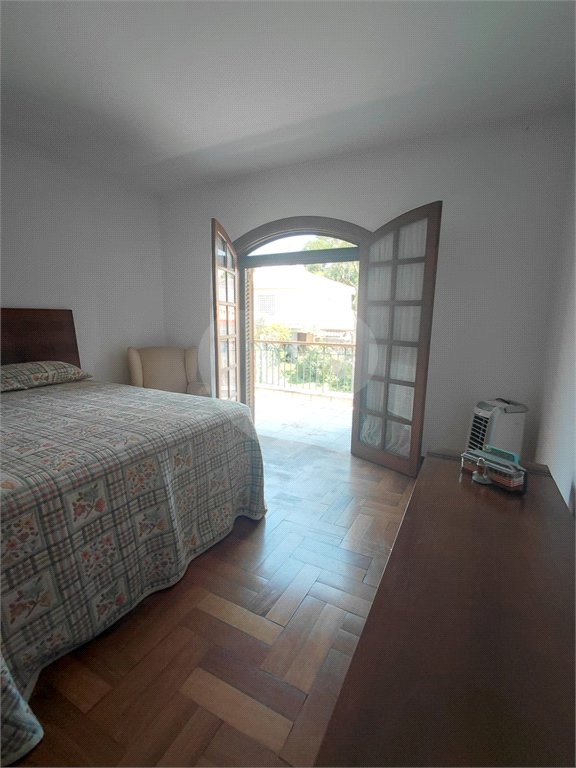 Casa à venda com 4 suítes no condomínio Ville Bourghese, São Paulo - SP