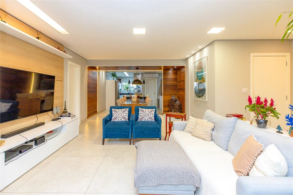 Apartamento à venda com 4 quartos, sendo 1 suíte, em Jardim Monte Kemel, São Paulo, SP