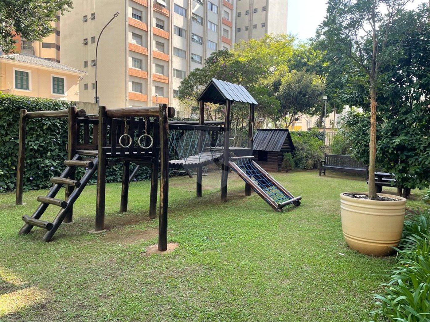 Apartamento à venda com 3 suítes em Vila Buarque, São Paulo, SP