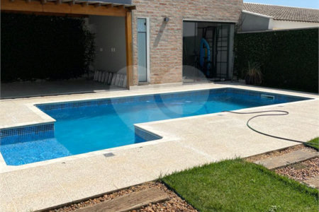 Casa à venda com 4 quartos, sendo 1 suíte, no condomínio Lagos D Icaraí, Salto - SP
