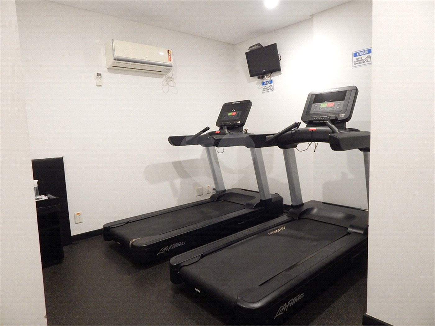 Apartamento à venda com 4 suítes em Moema, São Paulo, SP