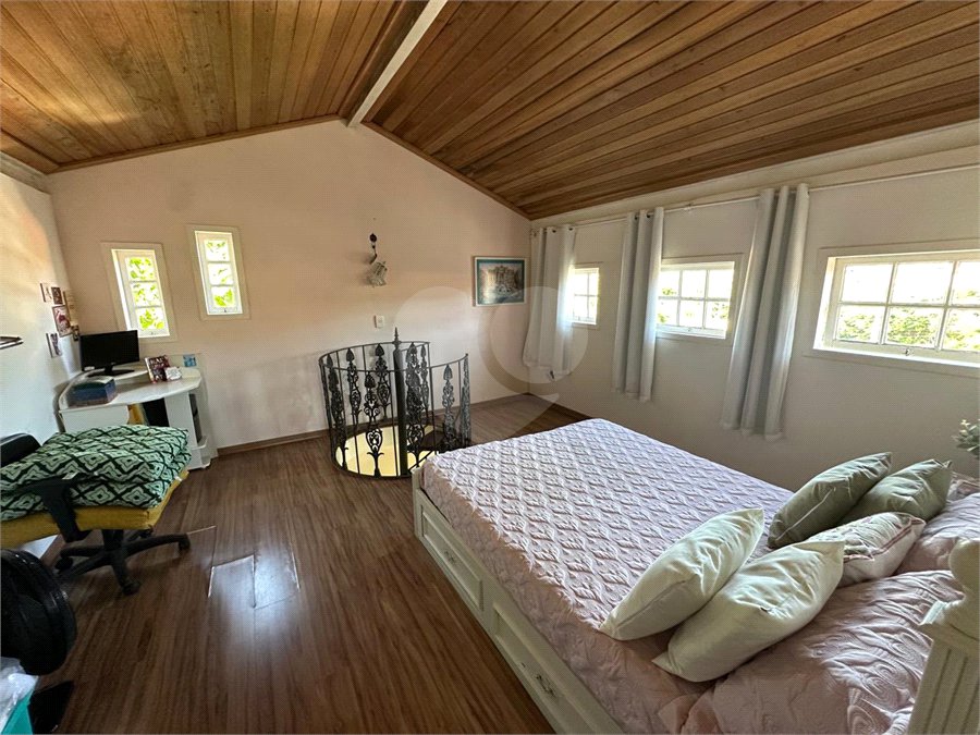 Casa em condomínio à venda com 3 quartos, sendo 2 suítes,  em Peró, Cabo Frio, RJ