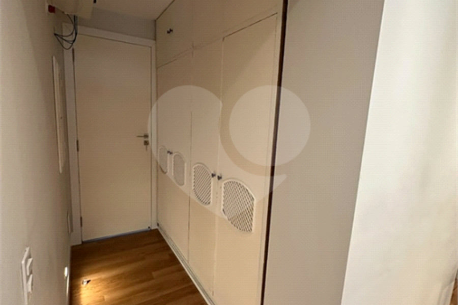Apartamento para alugar com 3 quartos, sendo 2 suítes, em Moema, São Paulo, SP
