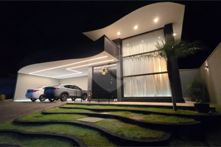Casa à venda ou para alugar com 4 suítes no condomínio Jardim Salto Grande, Araraquara - SP