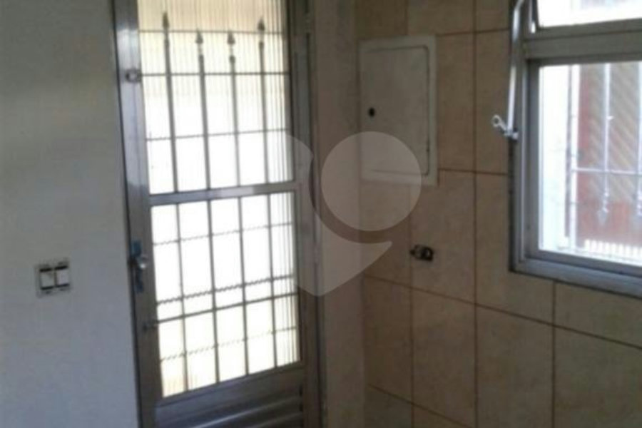 Sobrado à venda com 4 quartos, sendo 2 suítes,  em Tremembé, São Paulo, SP