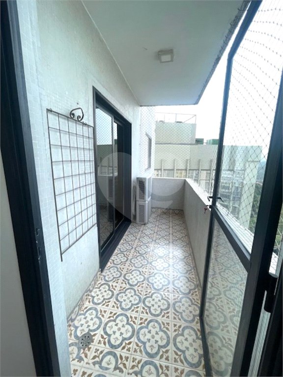 Apartamento à venda ou para alugar com 3 quartos, sendo 1 suíte, em Itaim Bibi, São Paulo, SP