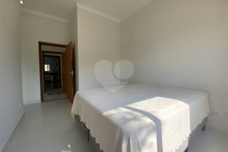 Casa à venda com 3 suítes no condomínio Palmeiras Imperiais, Salto - SP