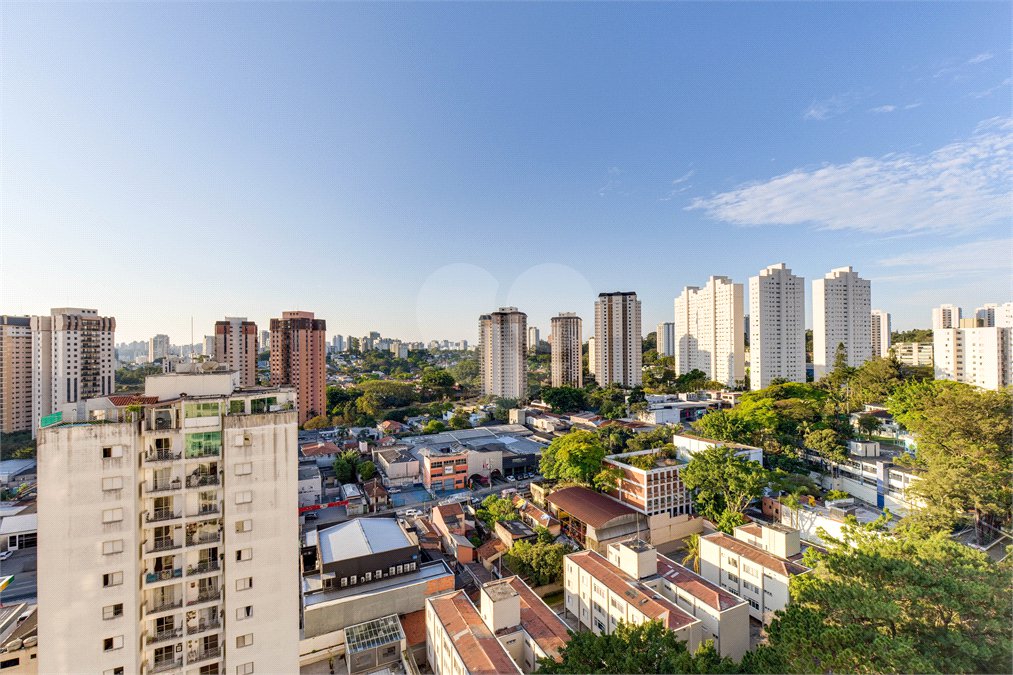 Apartamento à venda com 3 quartos, sendo 2 suítes,  em Jardim Marajoara, São Paulo, SP
