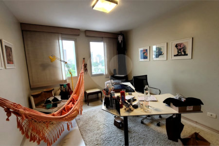 Apartamento à venda com 3 quartos, sendo 1 suíte, em Planalto Paulista, São Paulo, SP