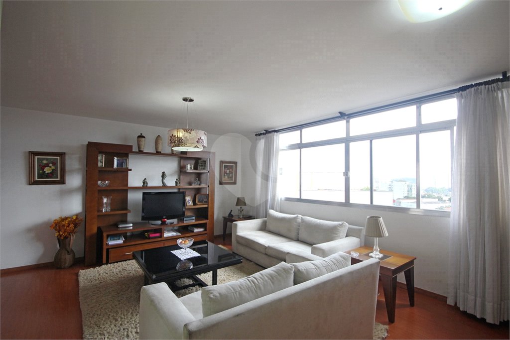 Apartamento à venda com 3 quartos, sendo 1 suíte,  em Alto da Lapa, São Paulo, SP