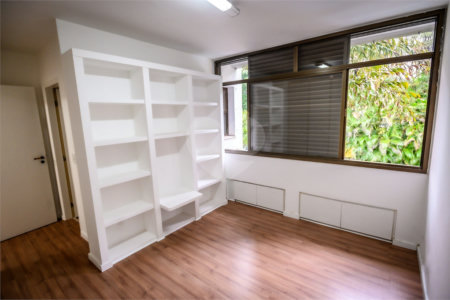Apartamento à venda com 3 suítes em Paineiras do Morumbi, São Paulo, SP
