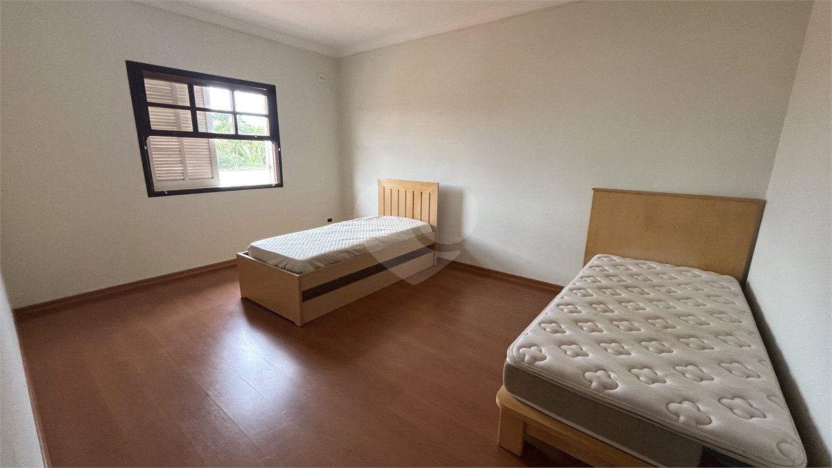 Sobrado à venda ou para alugar com 4 quartos, sendo 2 suítes, em Jardim Terceiro Centenário, Atibaia, SP