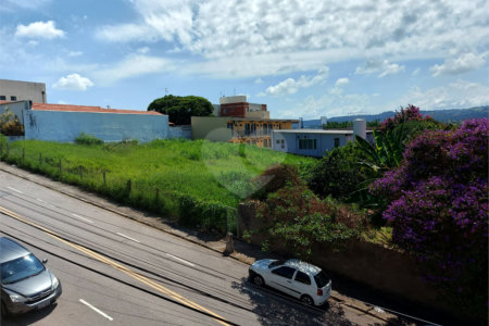 Sobrado à venda com 5 quartos, sendo 4 suítes, em Santa Rosa, Vinhedo, SP