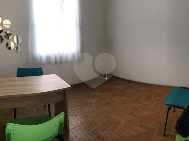 Sobrado à venda com 5 quartos, sendo 1 suíte,  em Santana, São Paulo, SP