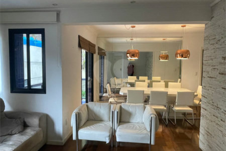 Apartamento à venda com 3 quartos, sendo 1 suíte, em Morumbi, São Paulo, SP