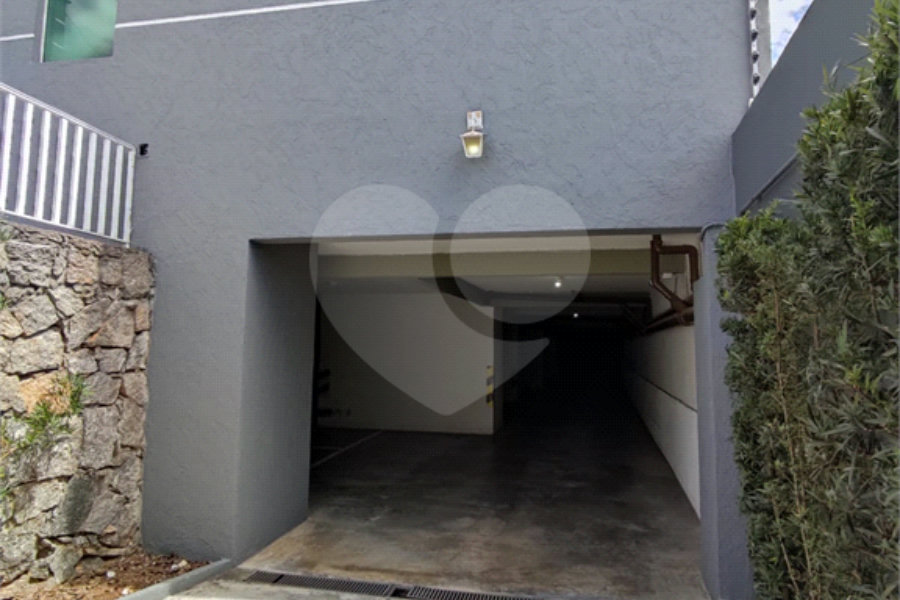 Casa à venda com 3 quartos, sendo 1 suíte, em Horto Florestal, São Paulo, SP