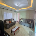 Casa à venda com 5 quartos, sendo 1 suíte,  em Vila Santana, Itapetininga, SP