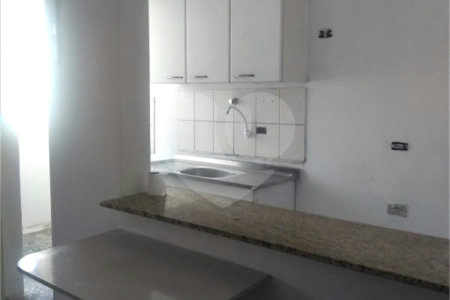 Casa à venda com 3 quartos, sendo 1 suíte, em Parque Continental, São Paulo, SP