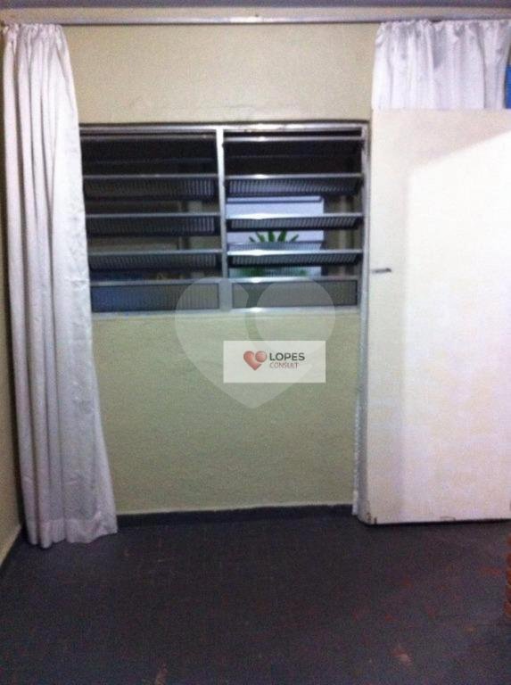 Sobrado à venda com 3 quartos, sendo 1 suíte, em Jardim das Palmas, São Paulo, SP