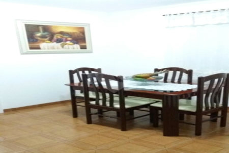 Casa à venda com 3 quartos, sendo 1 suíte,  no condomínio Alameda do Eucaliptos, São Paulo - SP