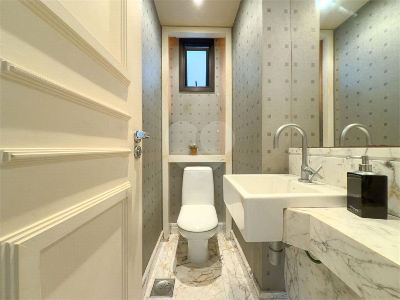 Apartamento à venda com 3 quartos, sendo 2 suítes, em Leblon, Rio de Janeiro, RJ