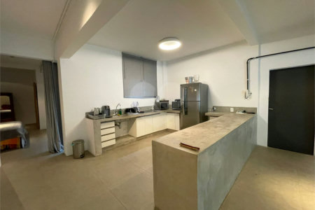 Apartamento à venda com 2 quartos, sendo 1 suíte, em Cerqueira César, São Paulo, SP