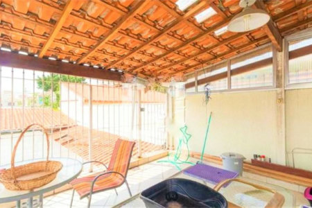 Sobrado à venda com 4 quartos, sendo 3 suítes,  em Vila Mazzei, São Paulo, SP