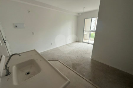 Apartamento à venda com 2 quartos, sendo 1 suíte,  em Vila Sorocabana, Guarulhos, SP