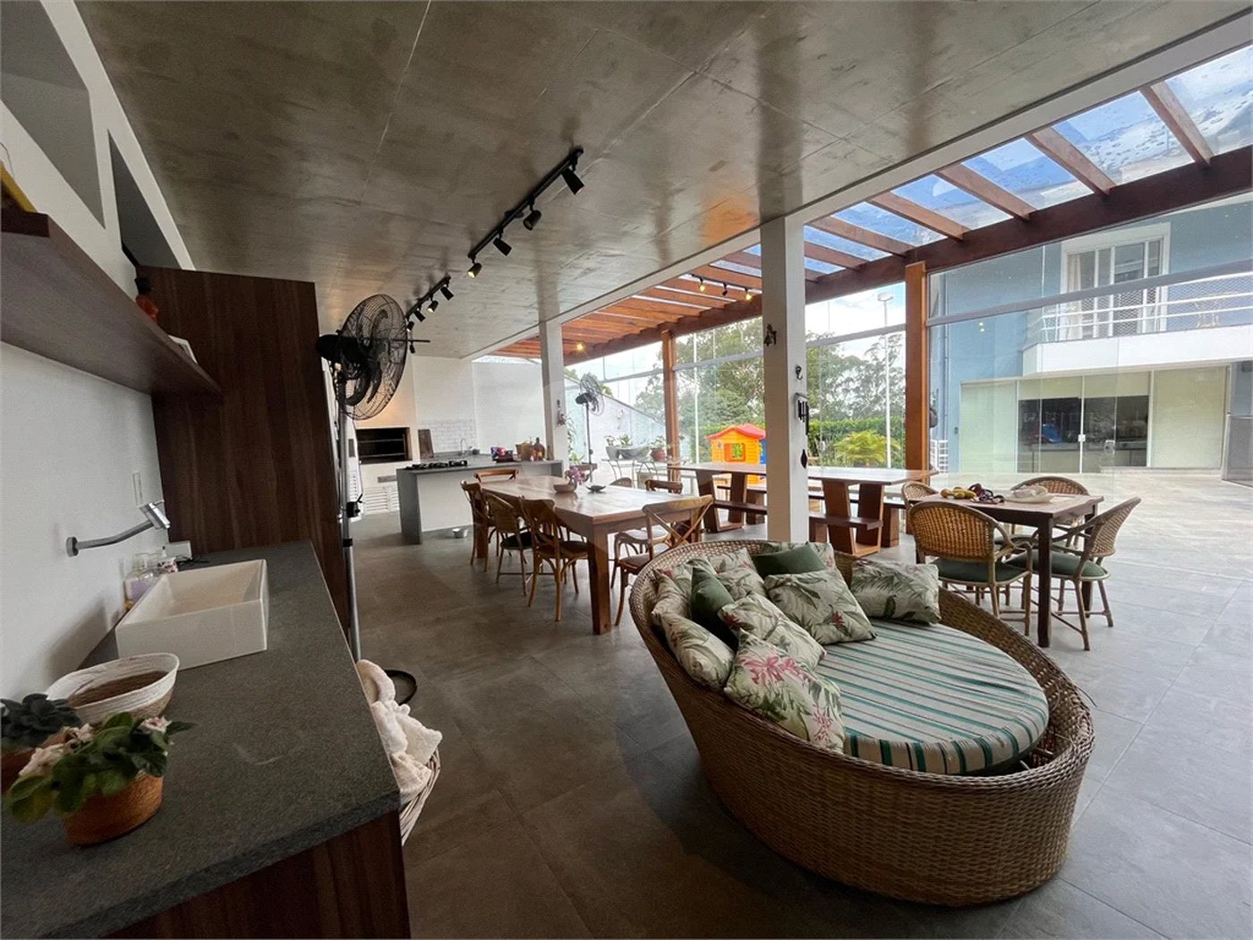 Casa à venda com 5 suítes em Tremembé, São Paulo, SP