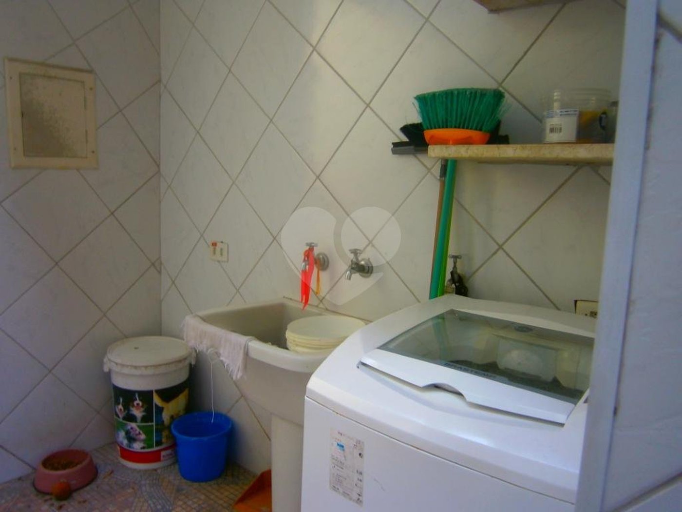 Casa à venda com 4 quartos, sendo 1 suíte, em Horto, São Paulo, SP