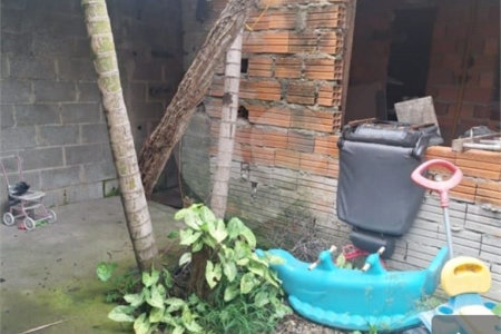 Casa à venda com 5 quartos, sendo 2 suítes, em Parque Maria Helena, Suzano, SP