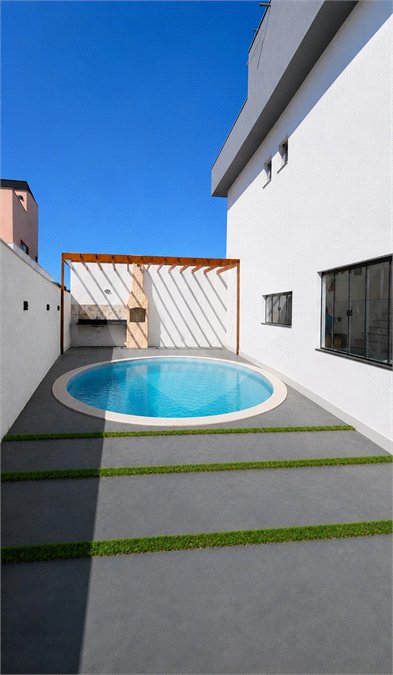 Casa à venda com 3 quartos, sendo 2 suítes, em Guriri, Cabo Frio, RJ