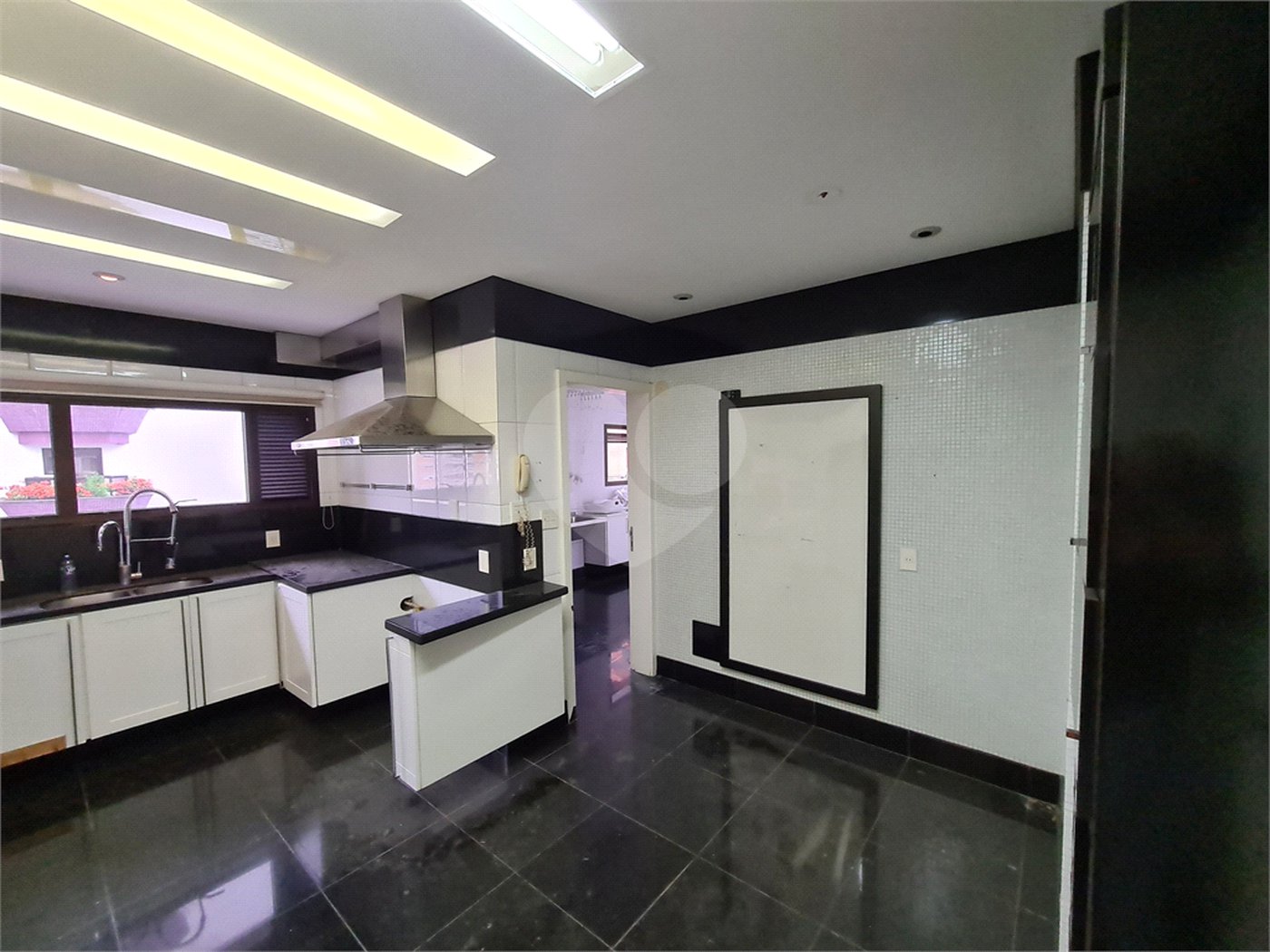 Apartamento à venda com 3 suítes em Água Fria, São Paulo, SP