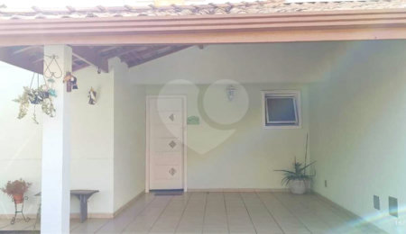 Casa à venda com 3 quartos, sendo 1 suíte,  no condomínio Japi Ecovillage II, Jundiaí - SP
