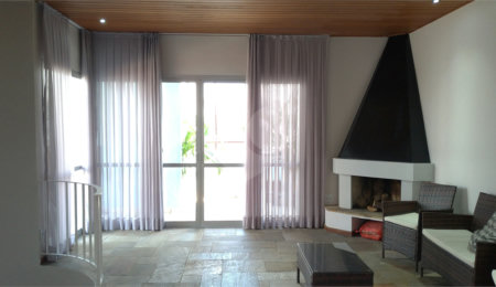 Cobertura à venda com 4 quartos, sendo 3 suítes,  em Vila Andrade, São Paulo, SP