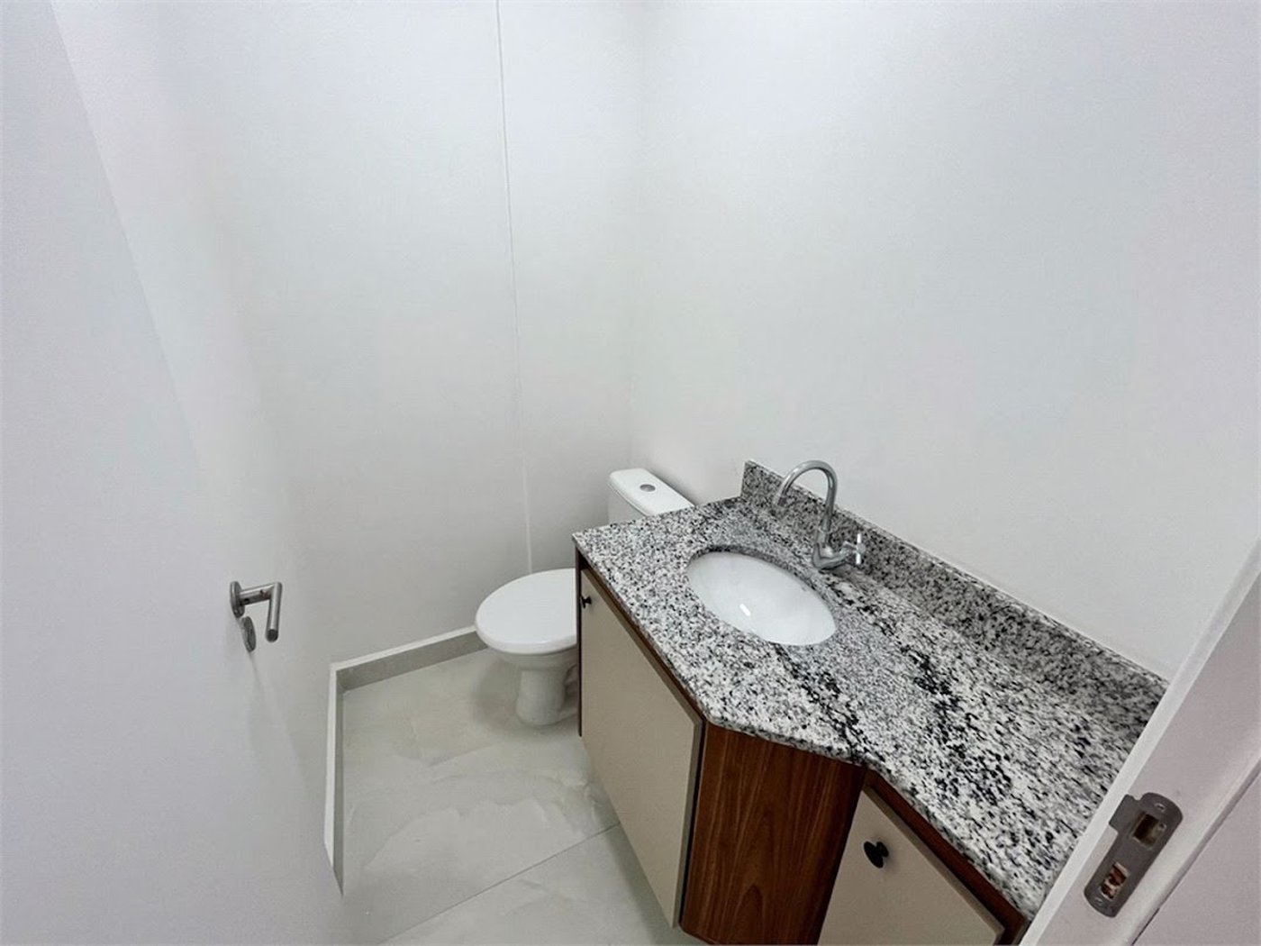 Sala, 42 m² - venda por R$ 300.000,00 ou aluguel por R$ 3.289,63/ano - Vila Matias - Santos/SP