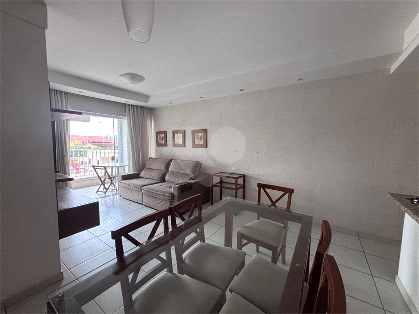Apartamento à venda com 3 quartos, sendo 1 suíte,  em Parque Três Meninos, Sorocaba, SP
