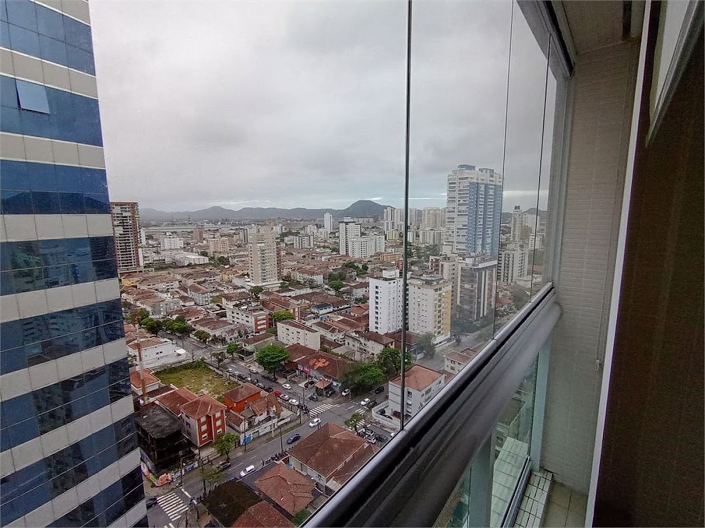 Apartamento Residencial para locação, Boqueirão, Santos - AP0256.