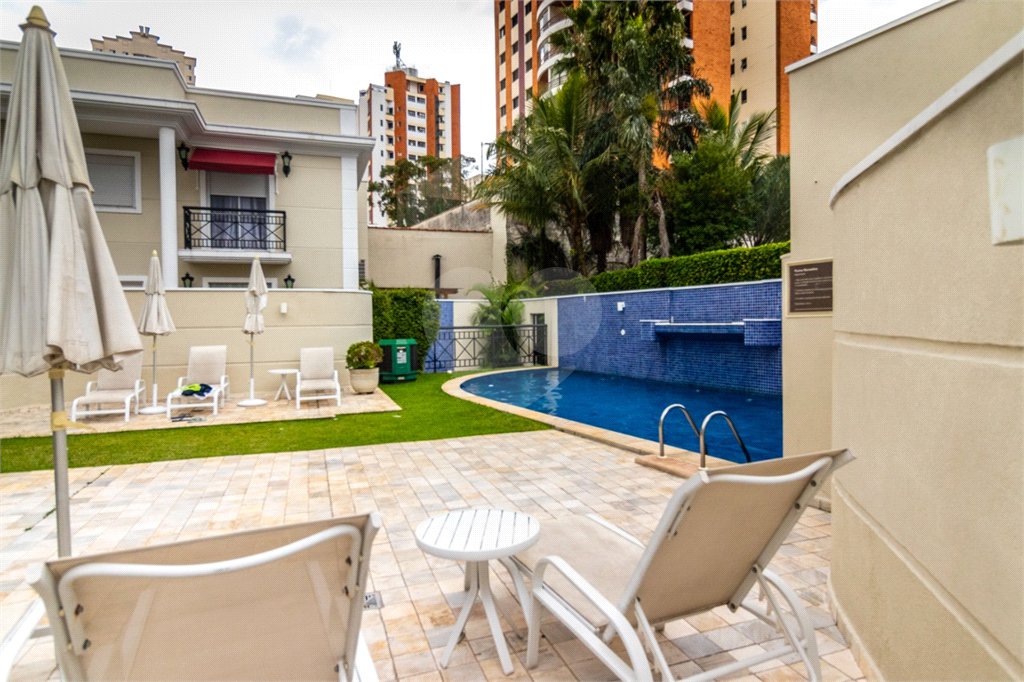 Casa à venda com 3 suítes no condomínio Solares de Bragança, São Paulo - SP