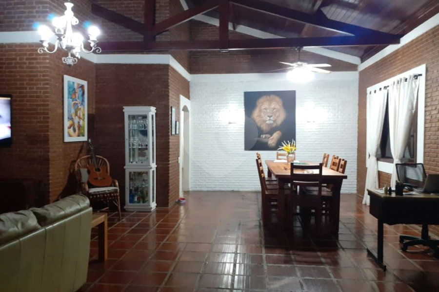 Casa à venda com 8 quartos, sendo 2 suítes, em Serra da Cantareira, Mairiporã, SP