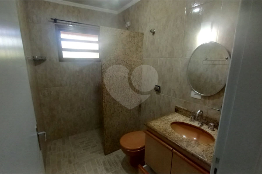 Sobrado à venda com 4 quartos, sendo 2 suítes, em Tremembé, São Paulo, SP