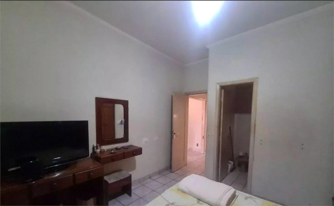 Casa à venda com 4 quartos, sendo 1 suíte, em Jardim Trussardi, São Paulo, SP