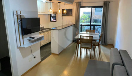 Cobertura à venda com 1 suíte em Moema, São Paulo, SP