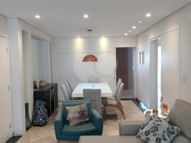 Apartamento à venda com 3 quartos, sendo 1 suíte,  em Parque Novo Mundo, São Paulo, SP