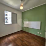 Apartamento à venda com 2 quartos em Vila Anastácio, São Paulo, SP