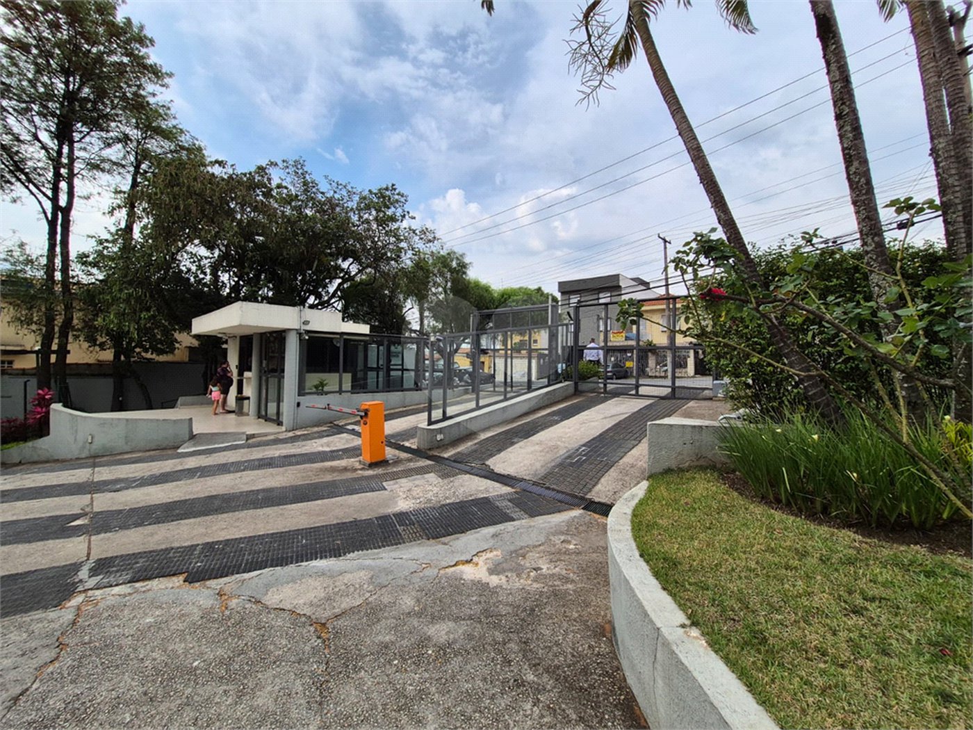Apartamento à venda com 3 quartos em Jardim Pinheiros, São Paulo, SP