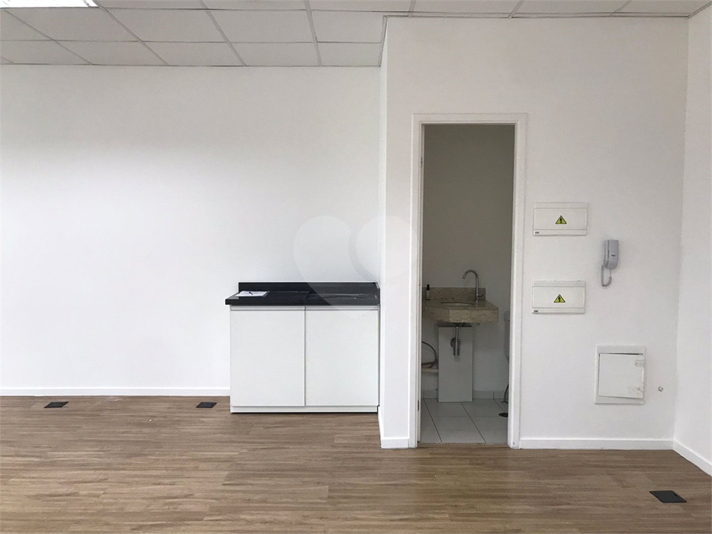 Sala à venda em Chácara Santo Antônio, São Paulo, SP